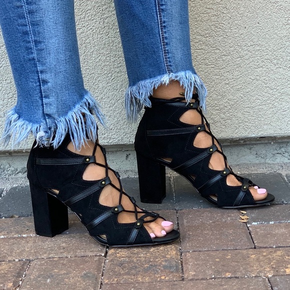 Caged Lace up Geometric Cutouts Block Heel Bootie - Picture 7 of 8